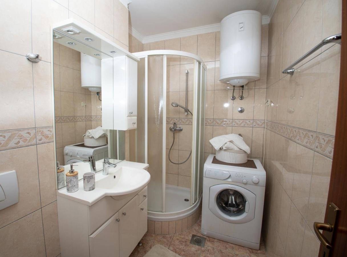 Apartment Fluid Сплит Екстериор снимка